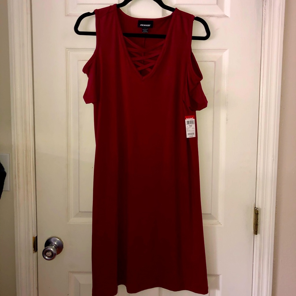 NWT SHORT  SLEEVE DRESS